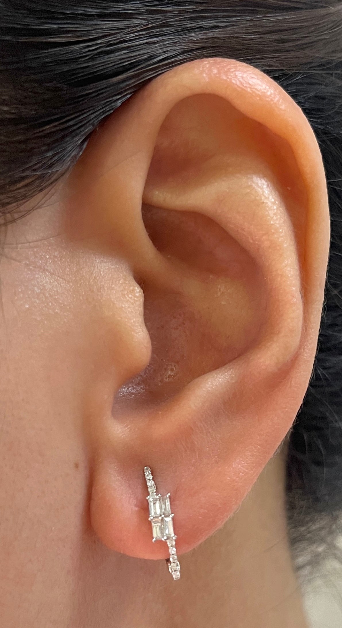 Baguette Diamond Creole HK DE020