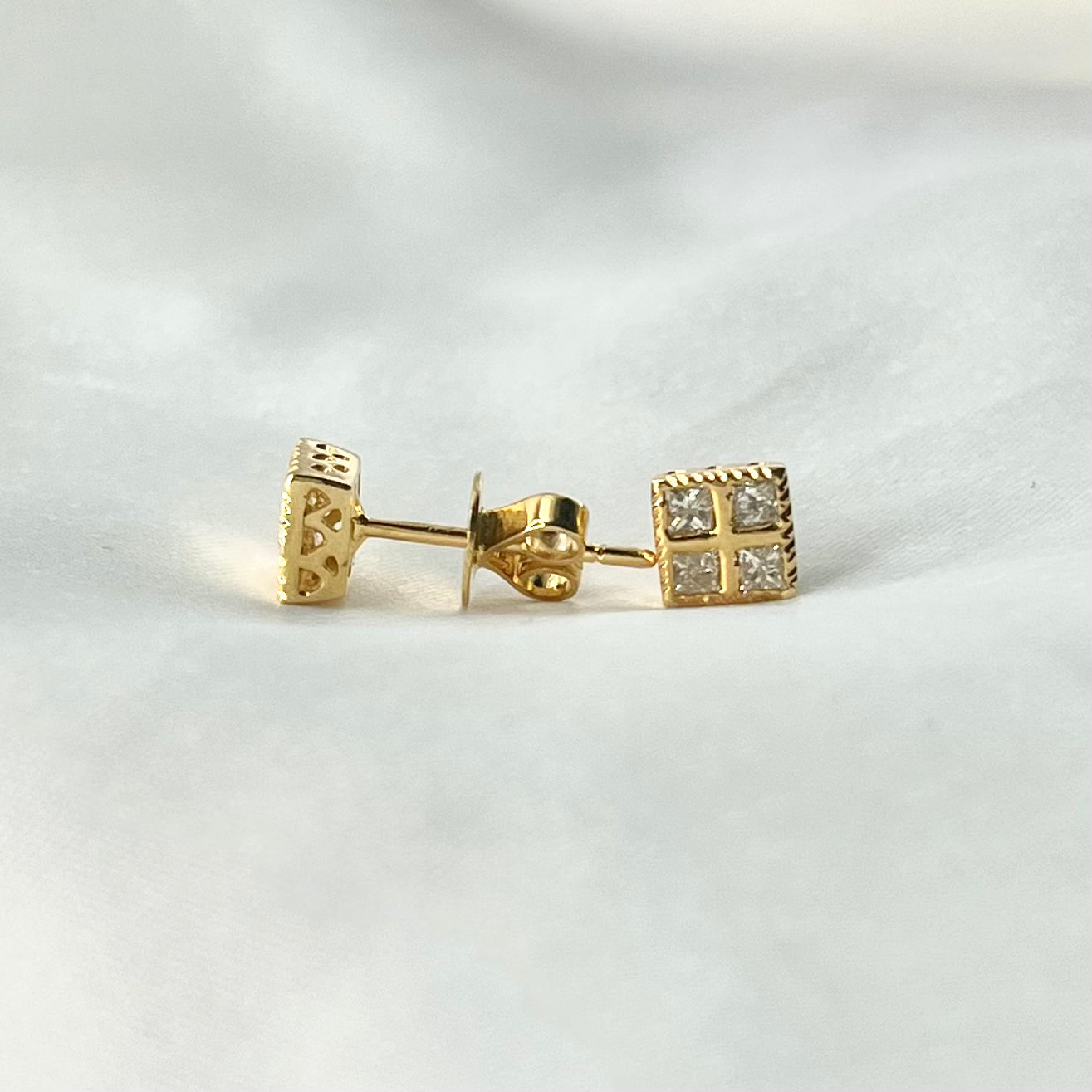 Princess Cut Stud Earrings ER104