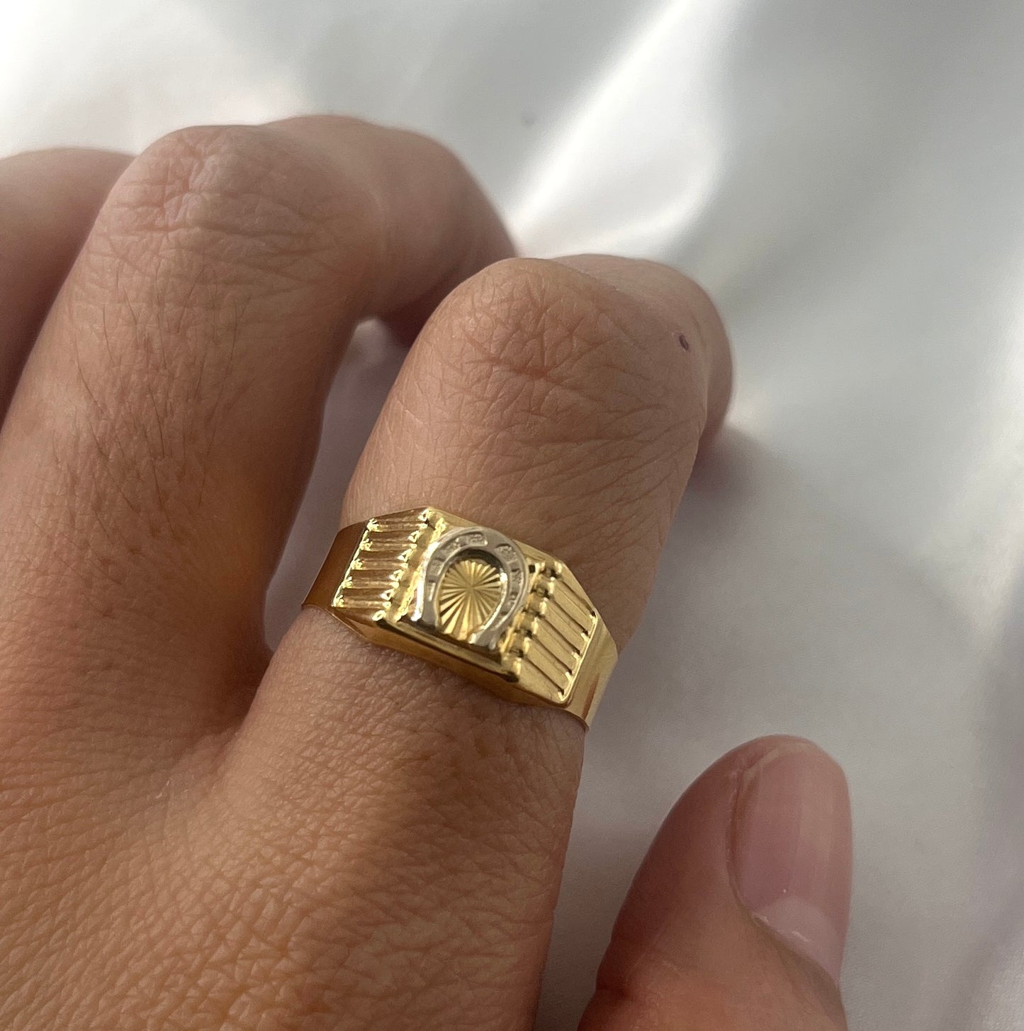 Horseshoe Ring MR002