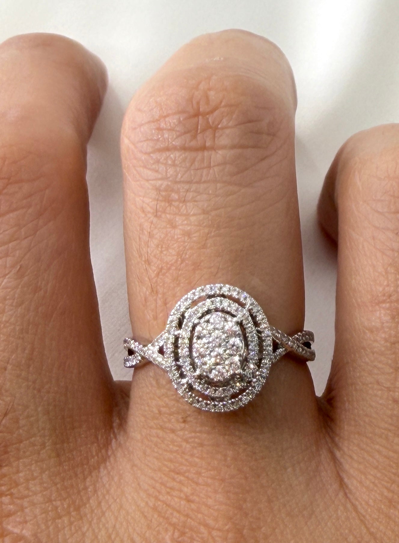 Double Halo Spiral Diamond Ring RG032