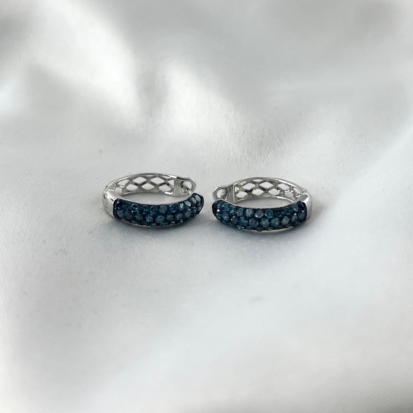 Blue Fancy Diamond Creole ER172
