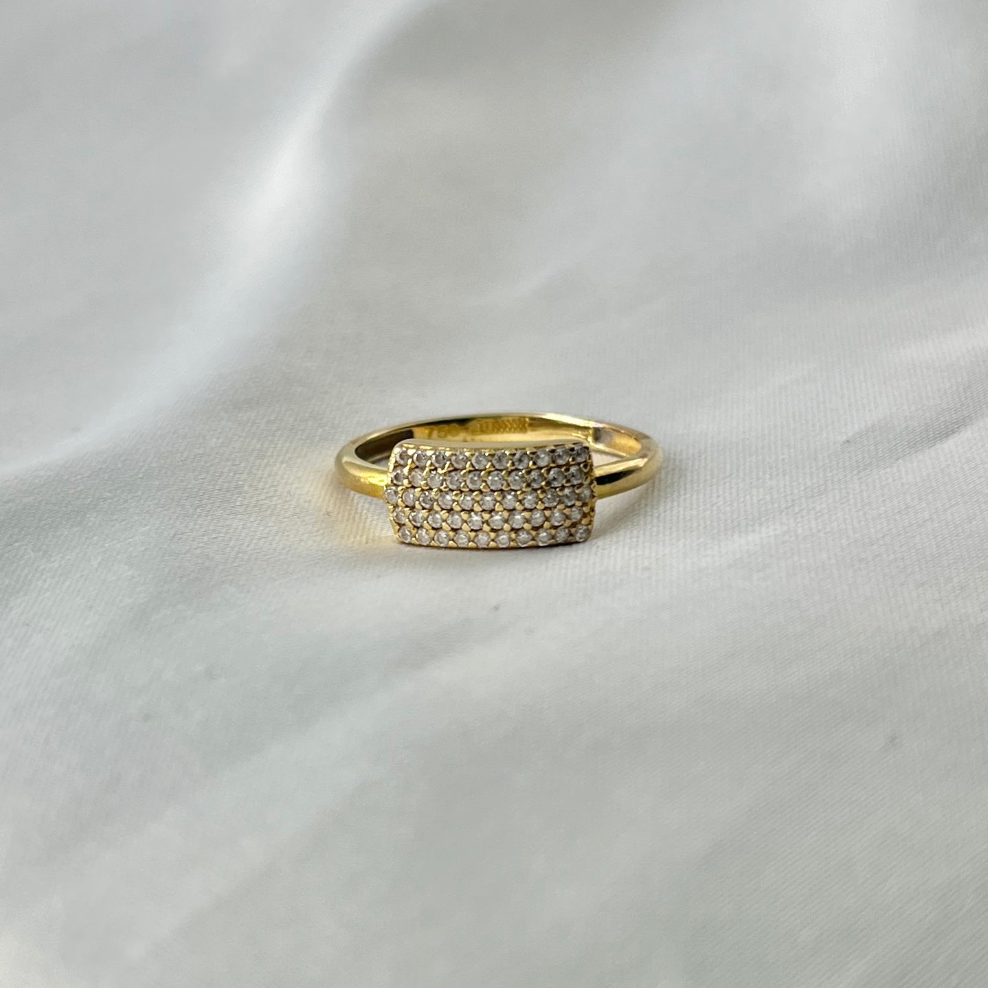 Bar Zirconia Ring RG099