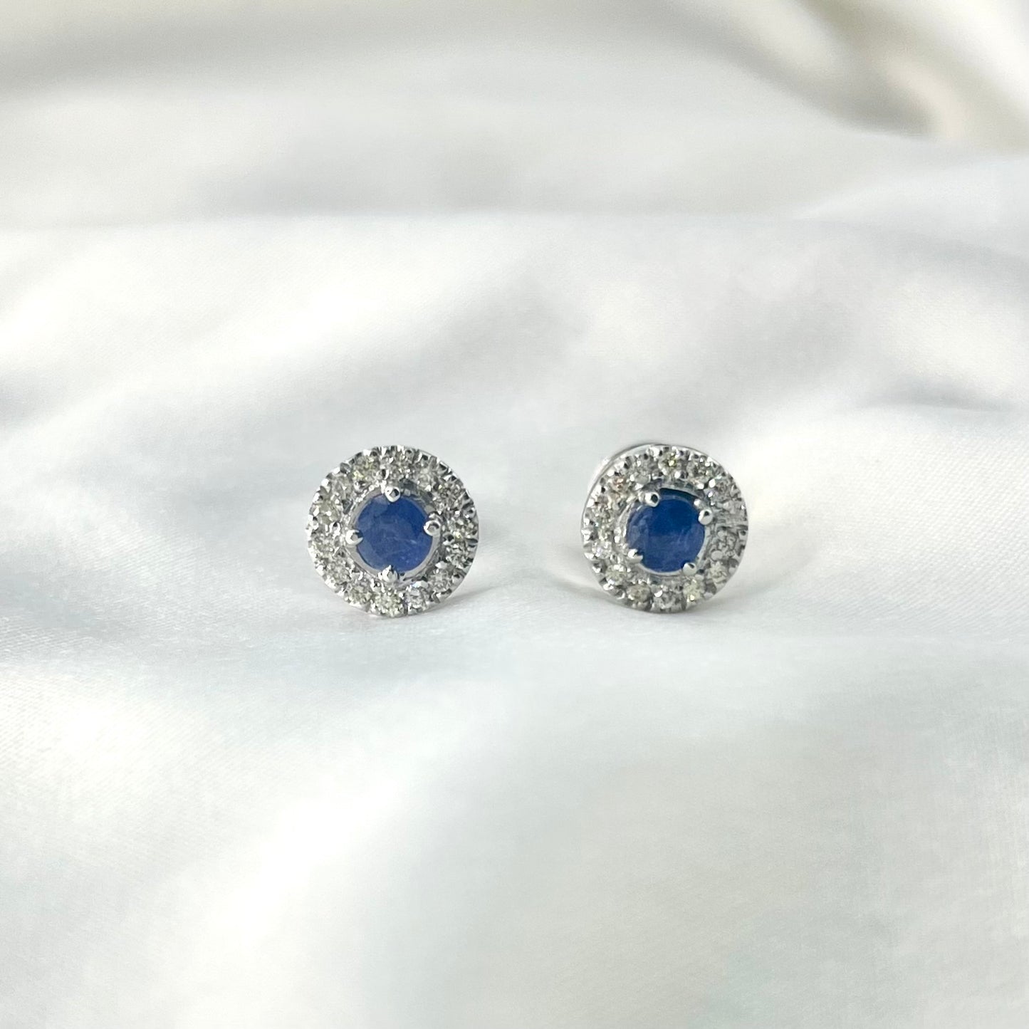 Sapphire Diamond Halo Set ST051