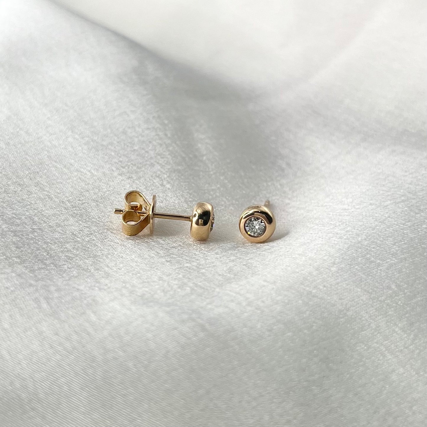 Donut Stud Earrings HK ER154