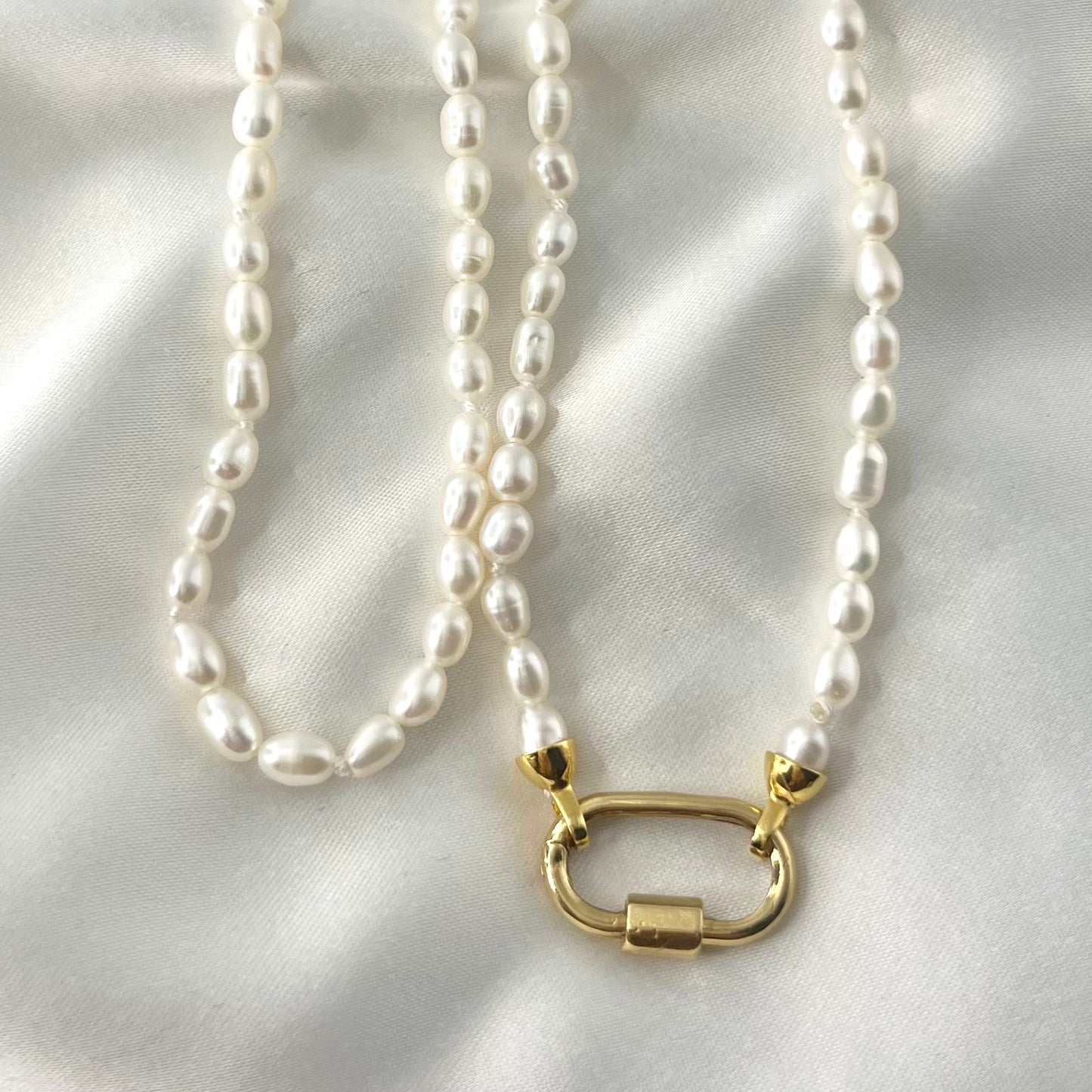 Carabiner Pearl Necklace NL127