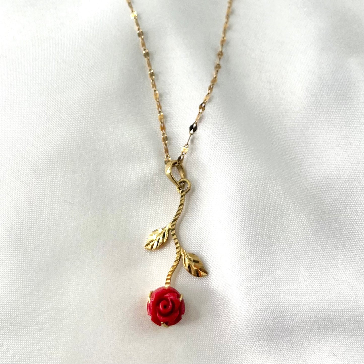 Enamel Rose Necklace NL130