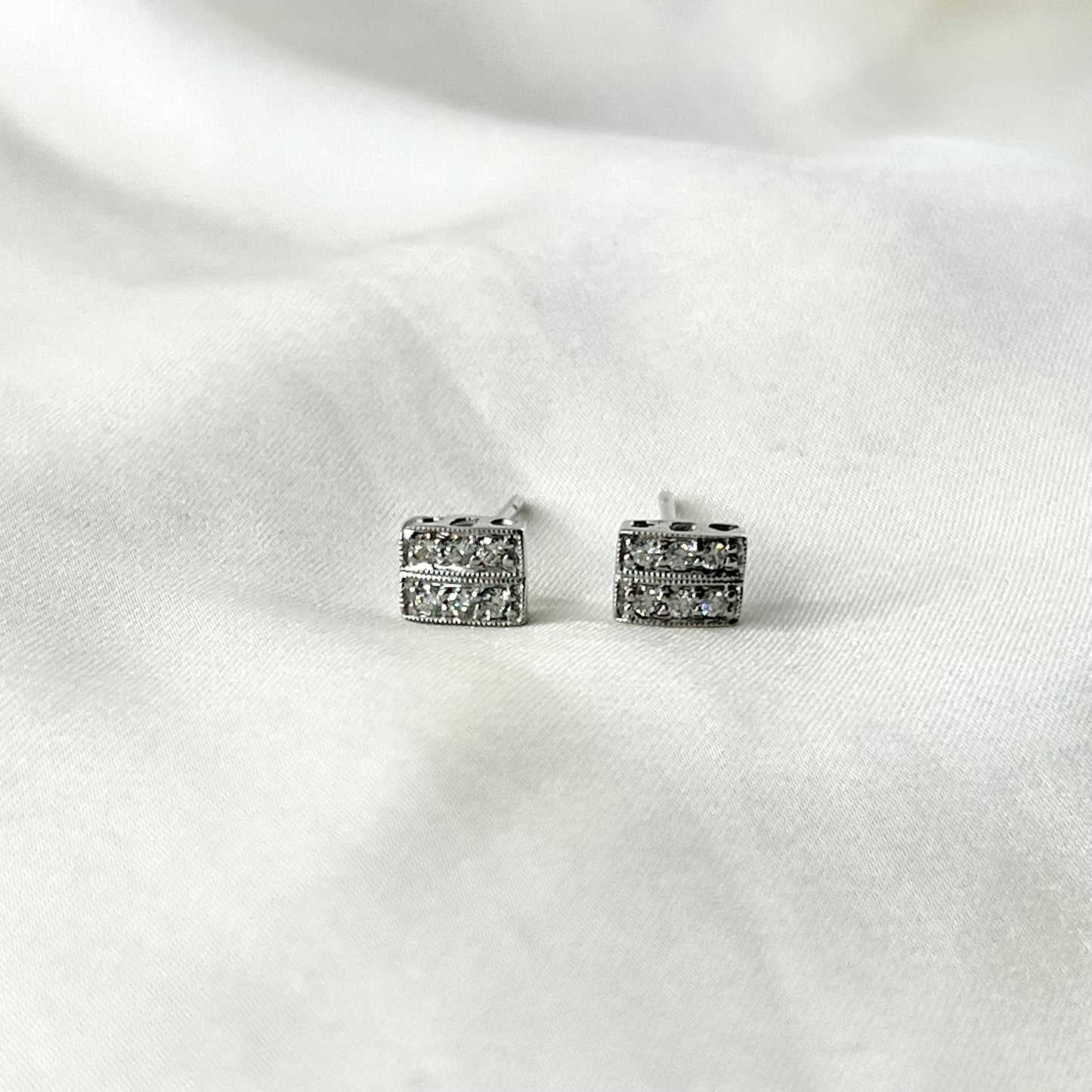 Double Bar Diamond Earrings ER083