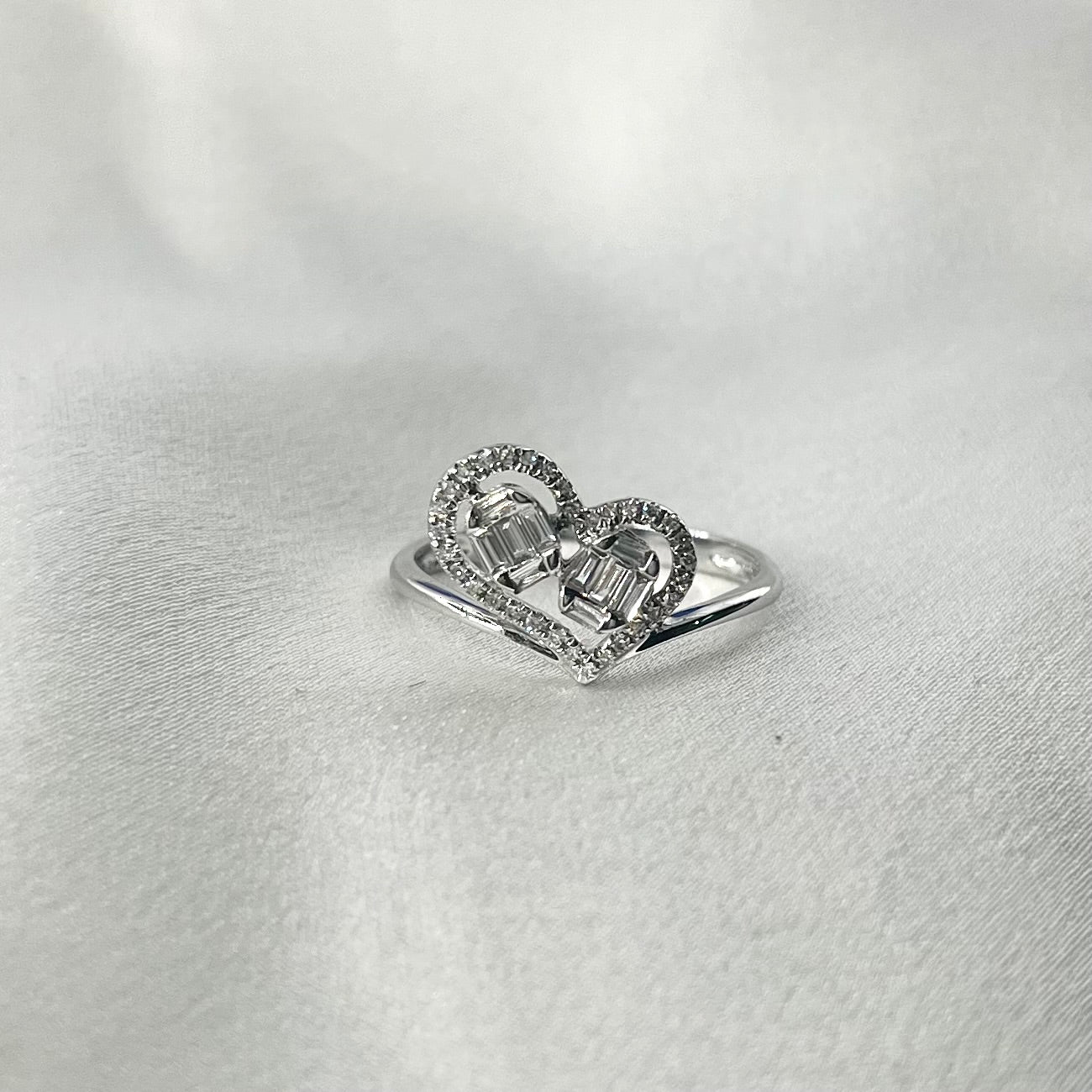 Heart Emerald Illusion Ring RG094