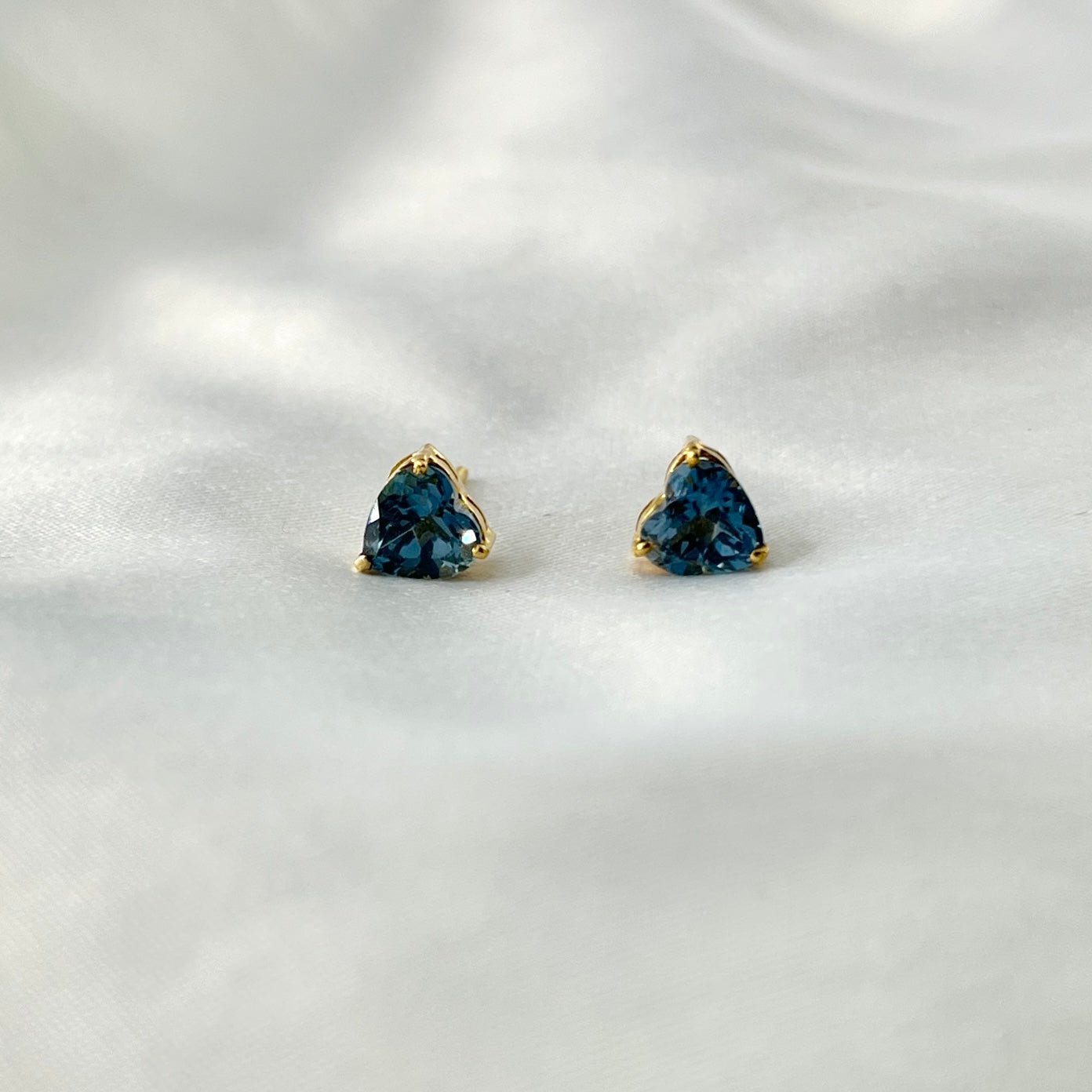 London Blue Topaz Heart Earrings BS002