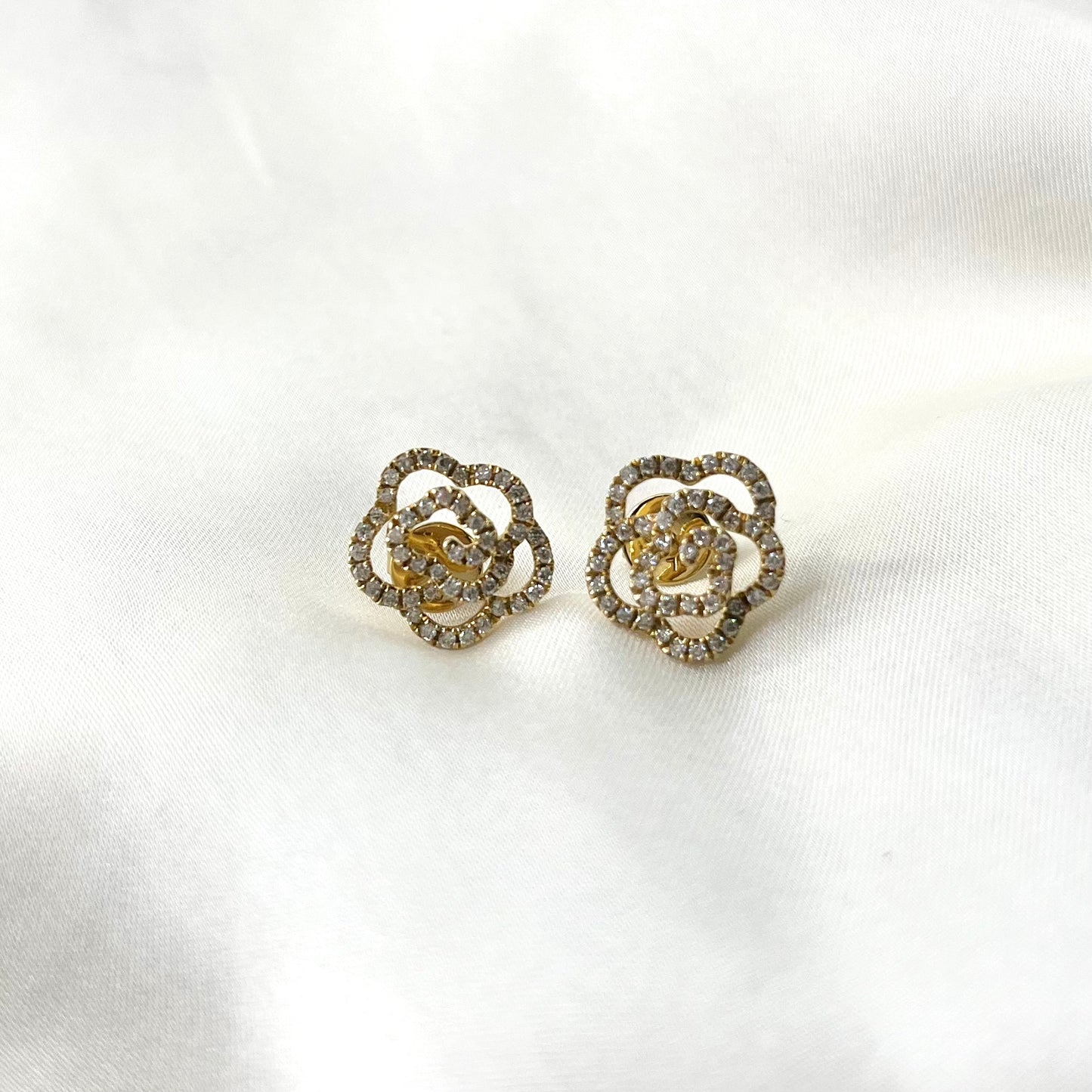 Floral/Pearls Detachable Earrings ER091
