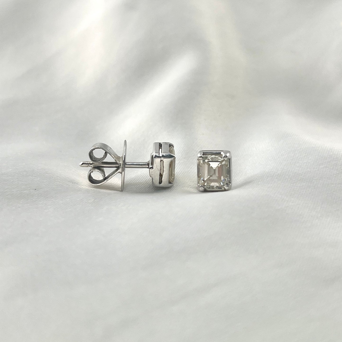 Emerald Cut Earrings DE001
