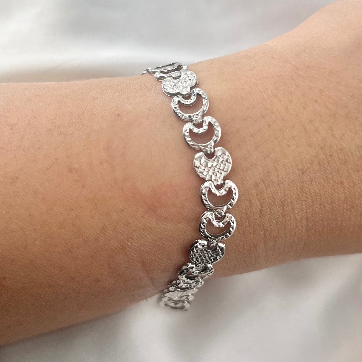 Heart White Gold Bracelet BR071