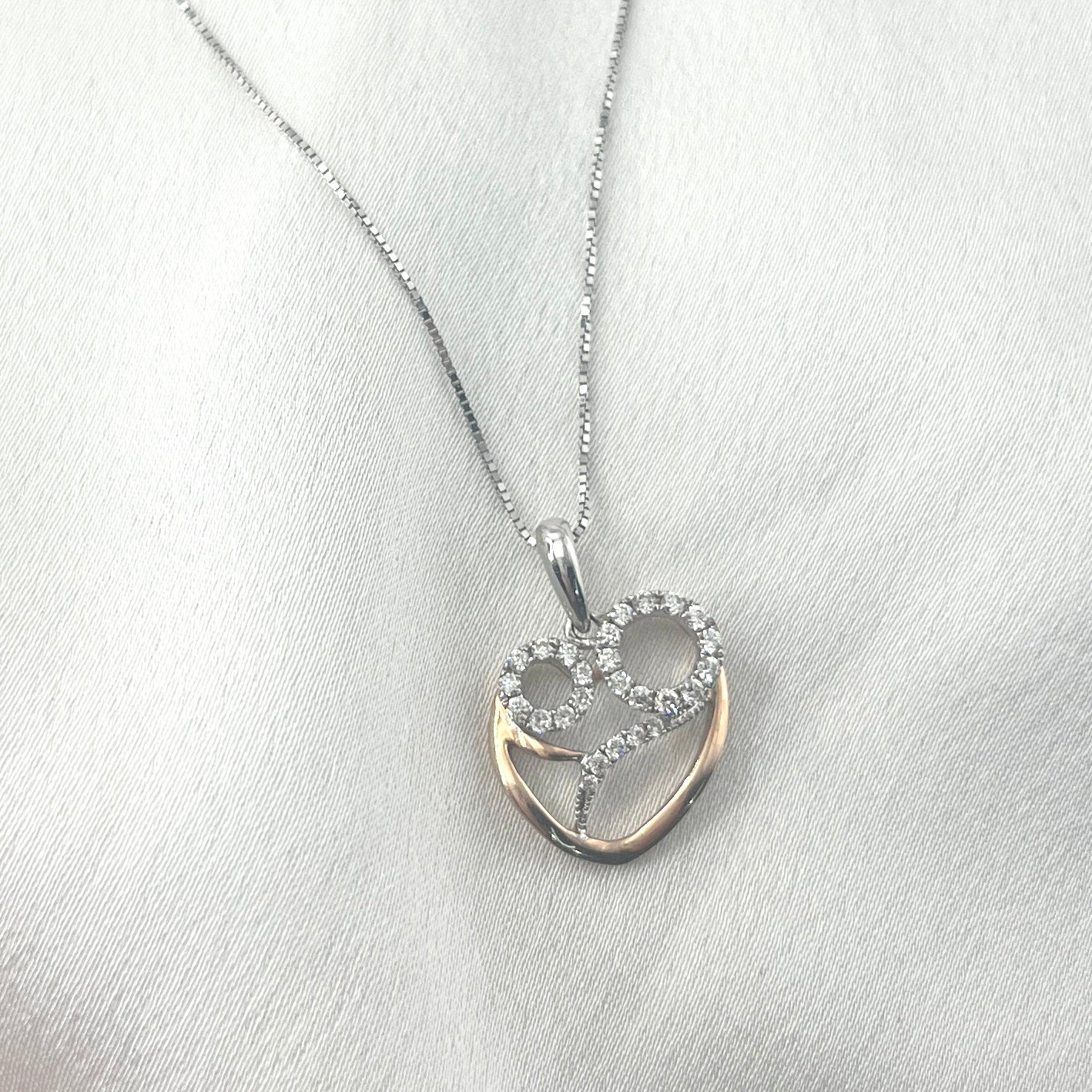Corazon Heart Diamond Necklace NL142