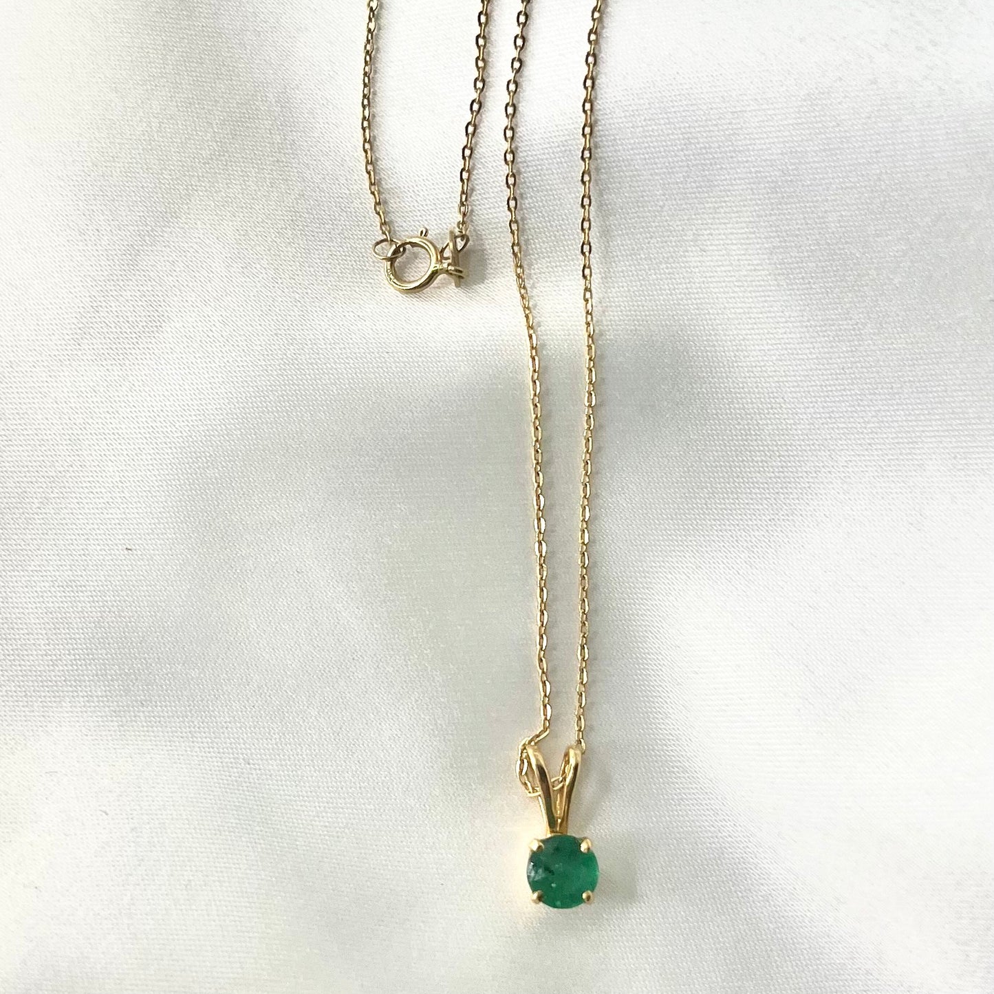 Emerald Natural Birthstone NL102