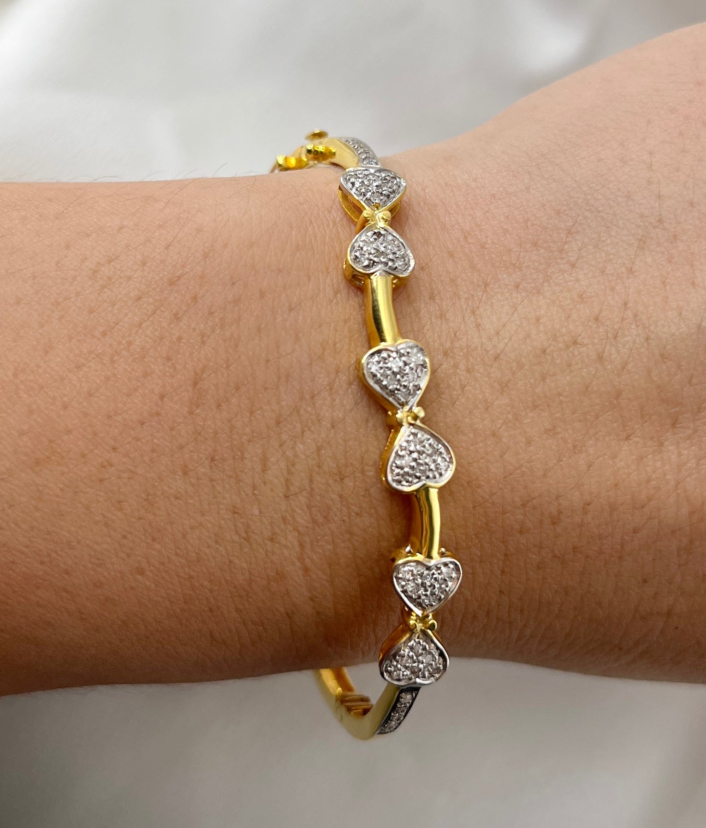 Heart Diamond Bangle BR111