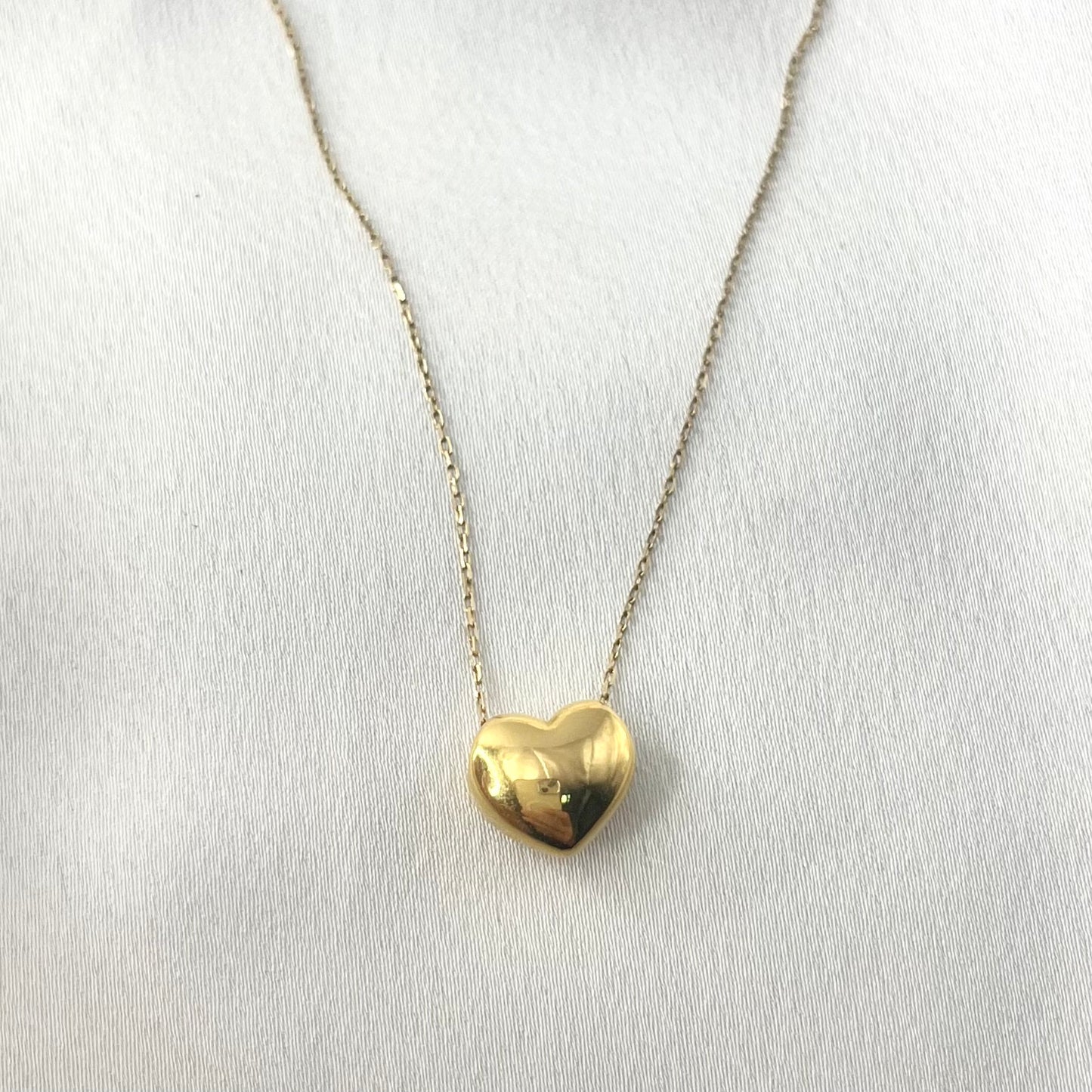 Solid Heart Choker NL141