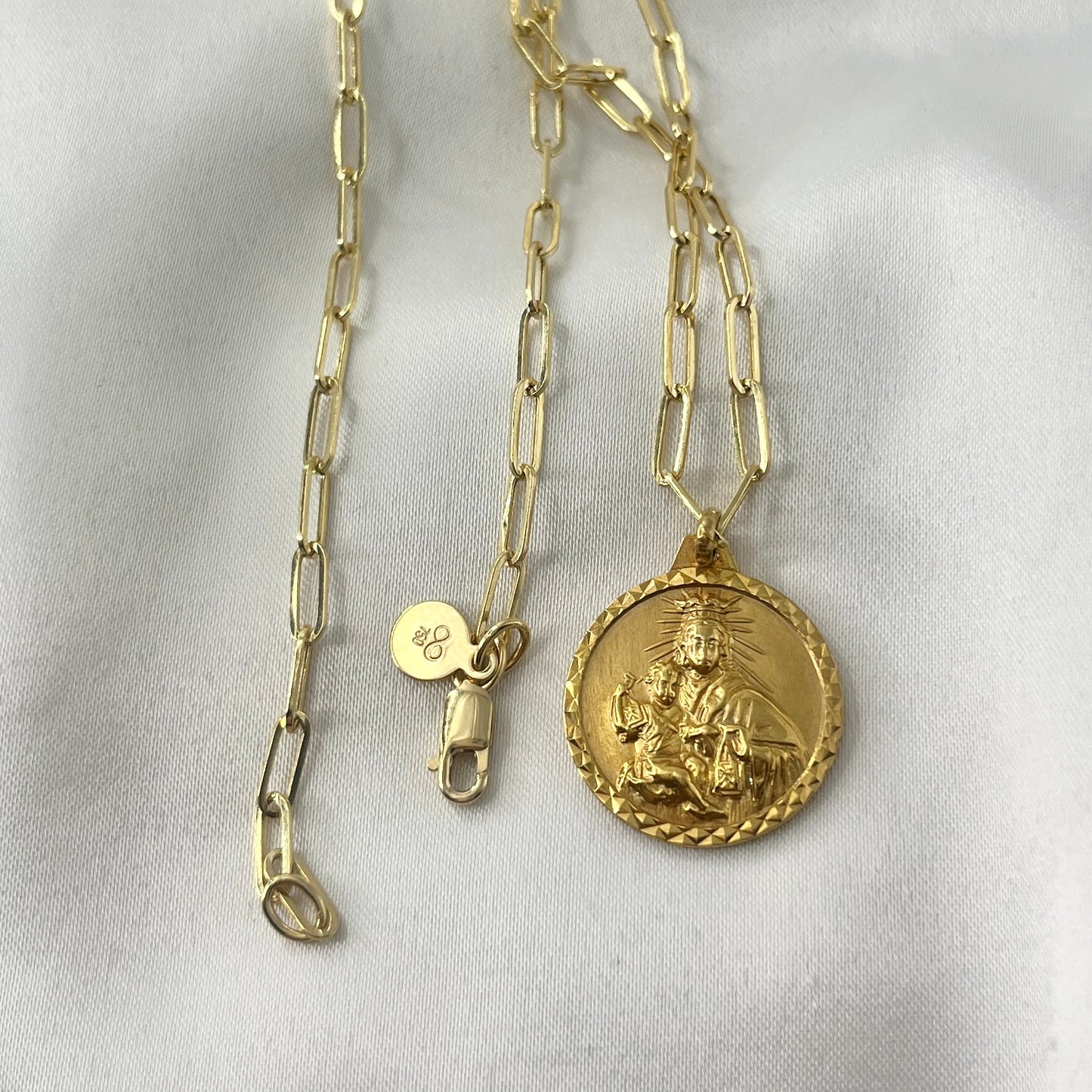 Medallion Paperclip Necklace NL168