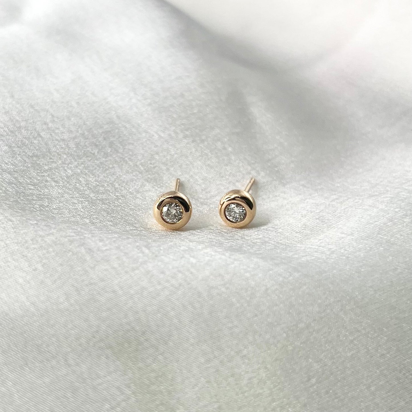 Donut Stud Earrings HK ER154