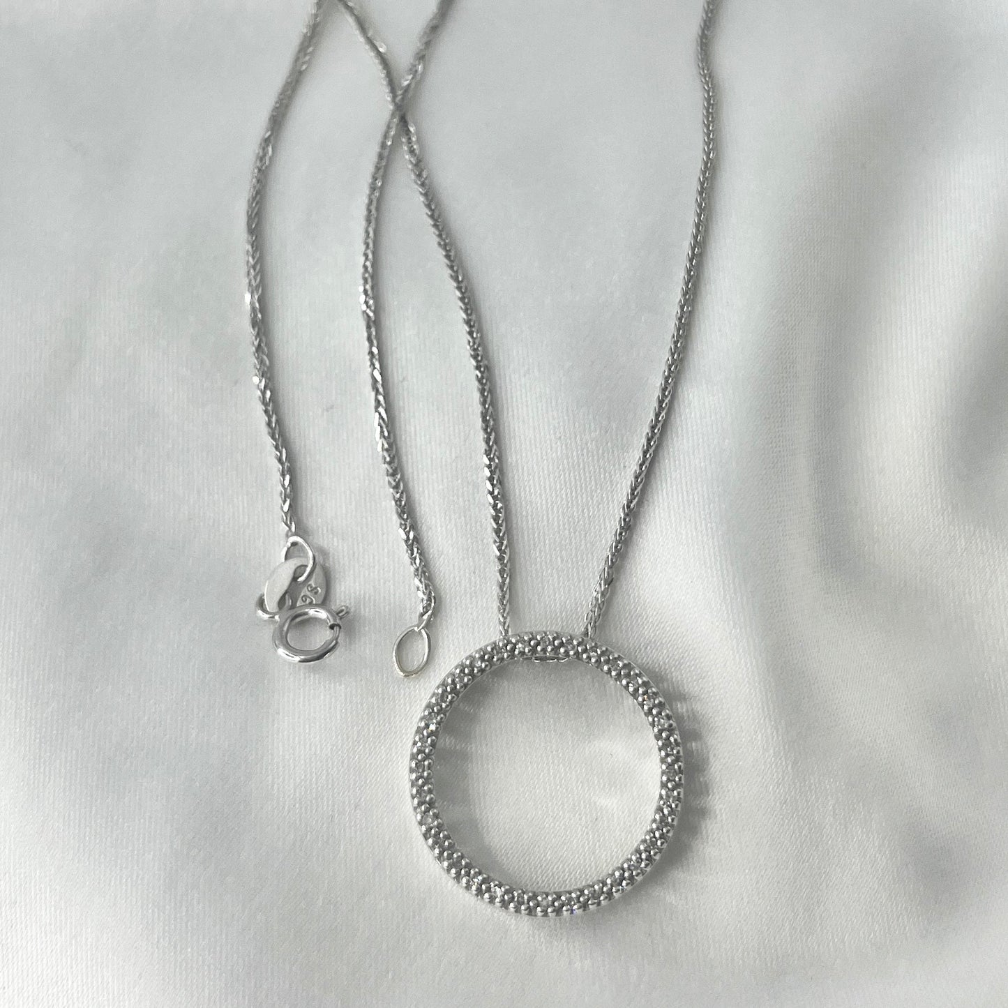 Circle Pendant Zirconia NL169