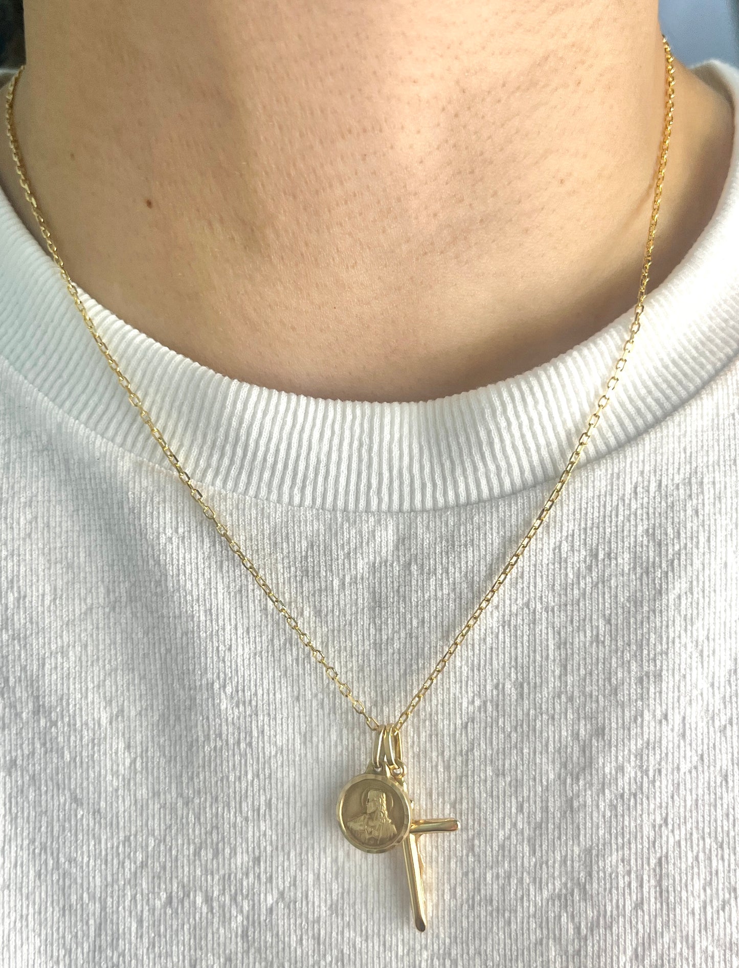 Medallion Cross NecklaceNL193