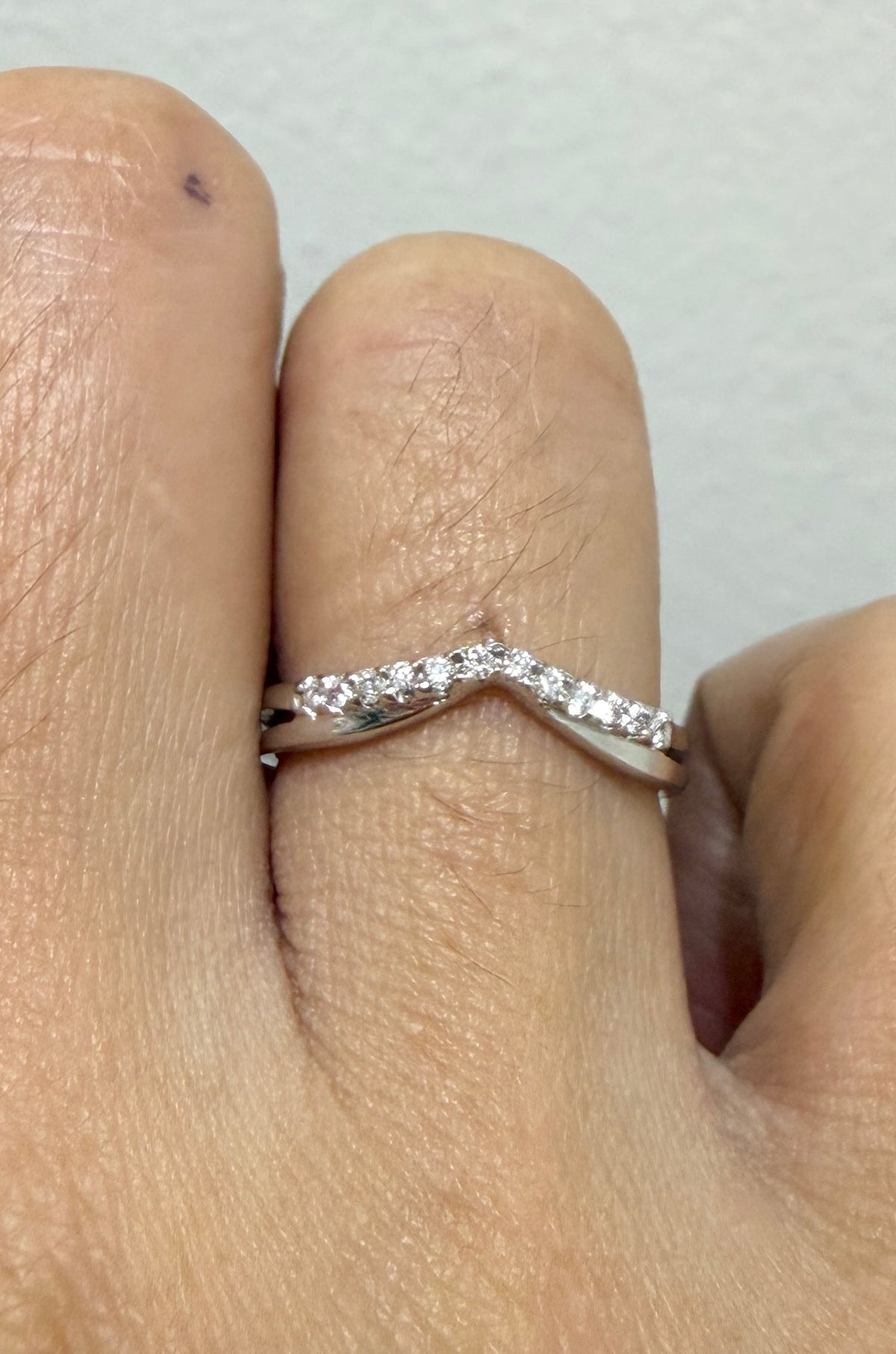 White Gold Chevron Diamond Ring RG-050