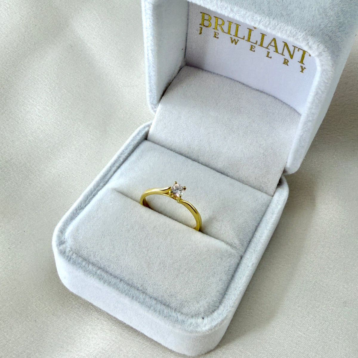 Yellow Gold Lab Grown Diamond Engagement Ring ER021