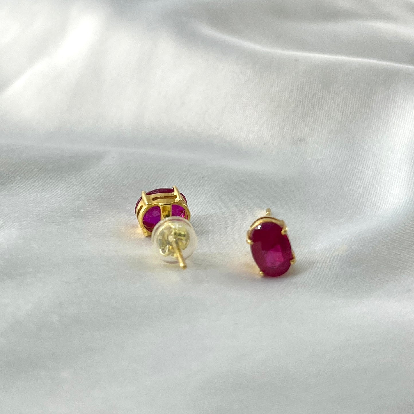 Ruby Oval Earrings ER039
