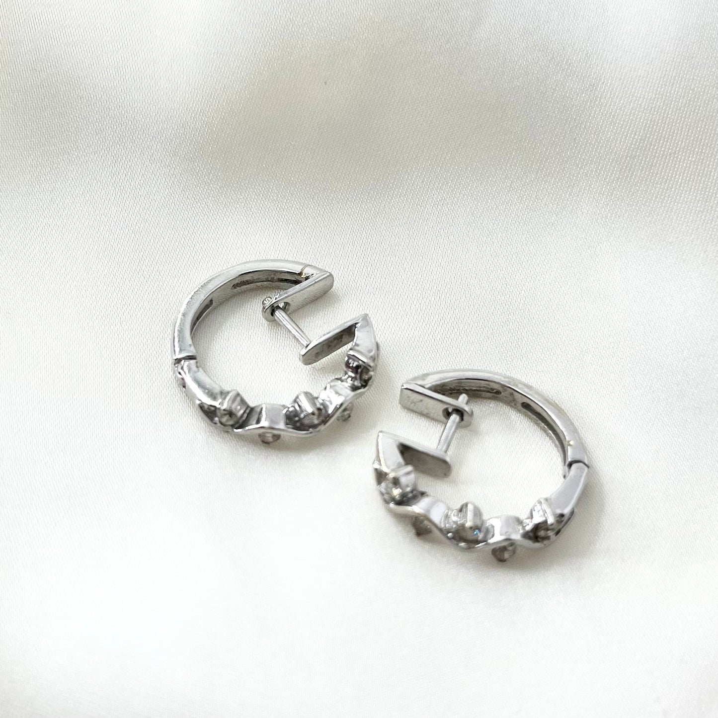 Dainty Diamond Set ST033