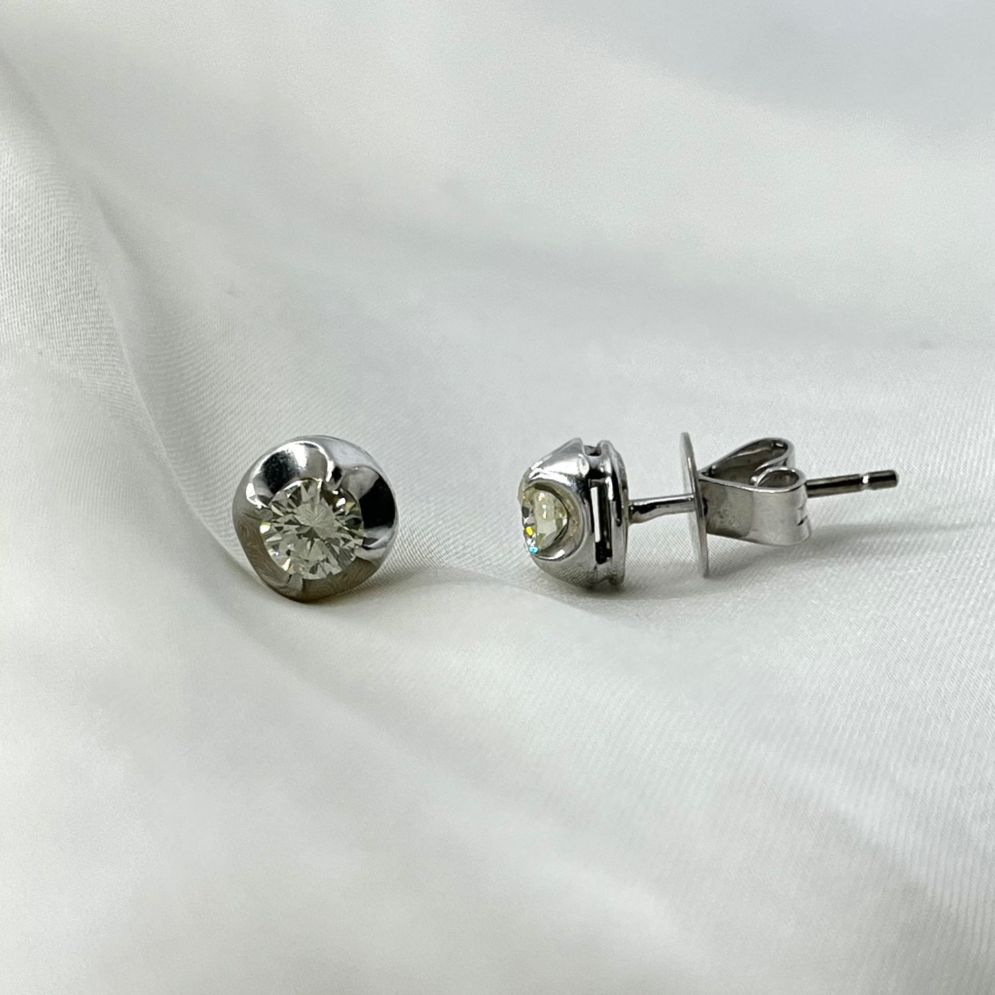 Solo Natural Diamond Earrings ER033