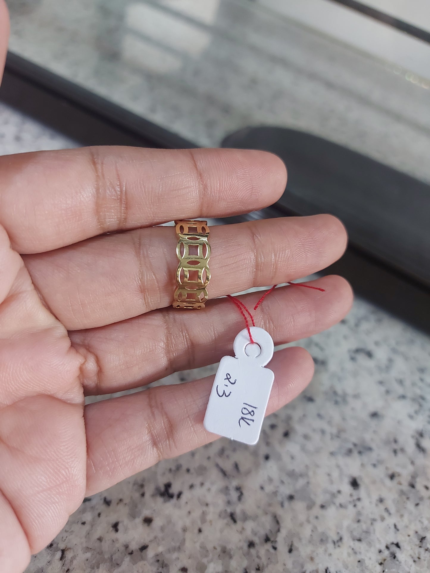 Money ring