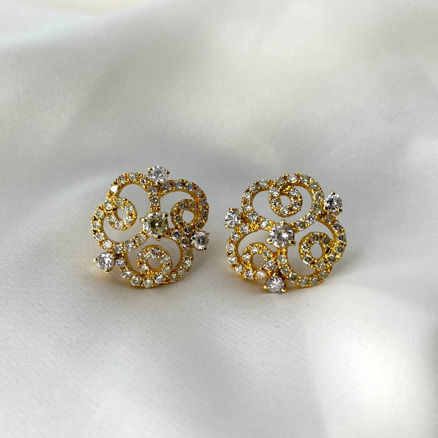 Floral Diamond Earrings ER009