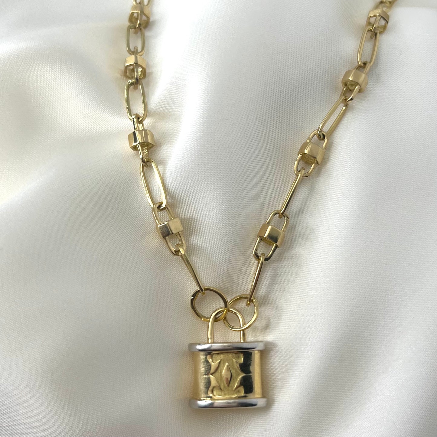 Padlock Necklace Hardware NL013