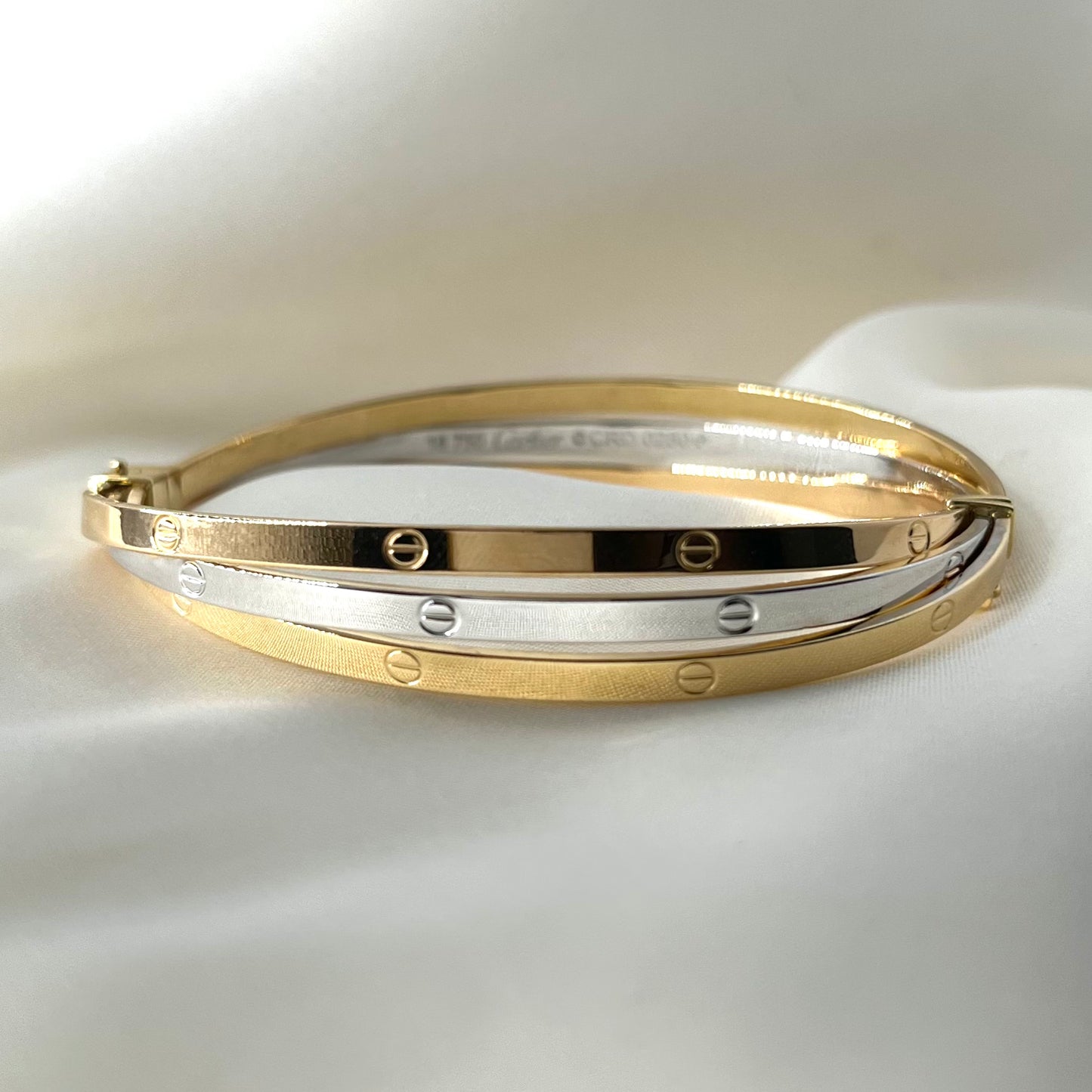 Intertwined Tricolor Bangle BR018
