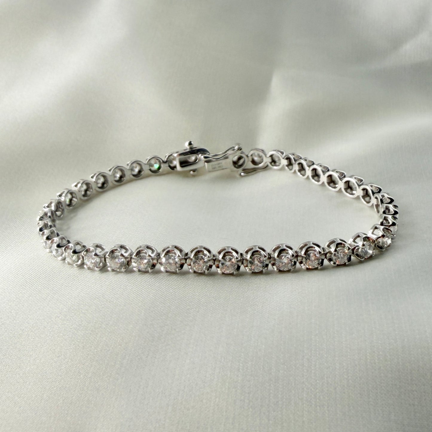 3CT Tennis Bracelet BR119