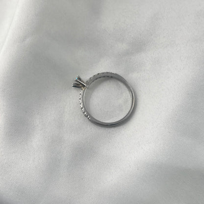 Solitaire Side Stone Engagement RingER016