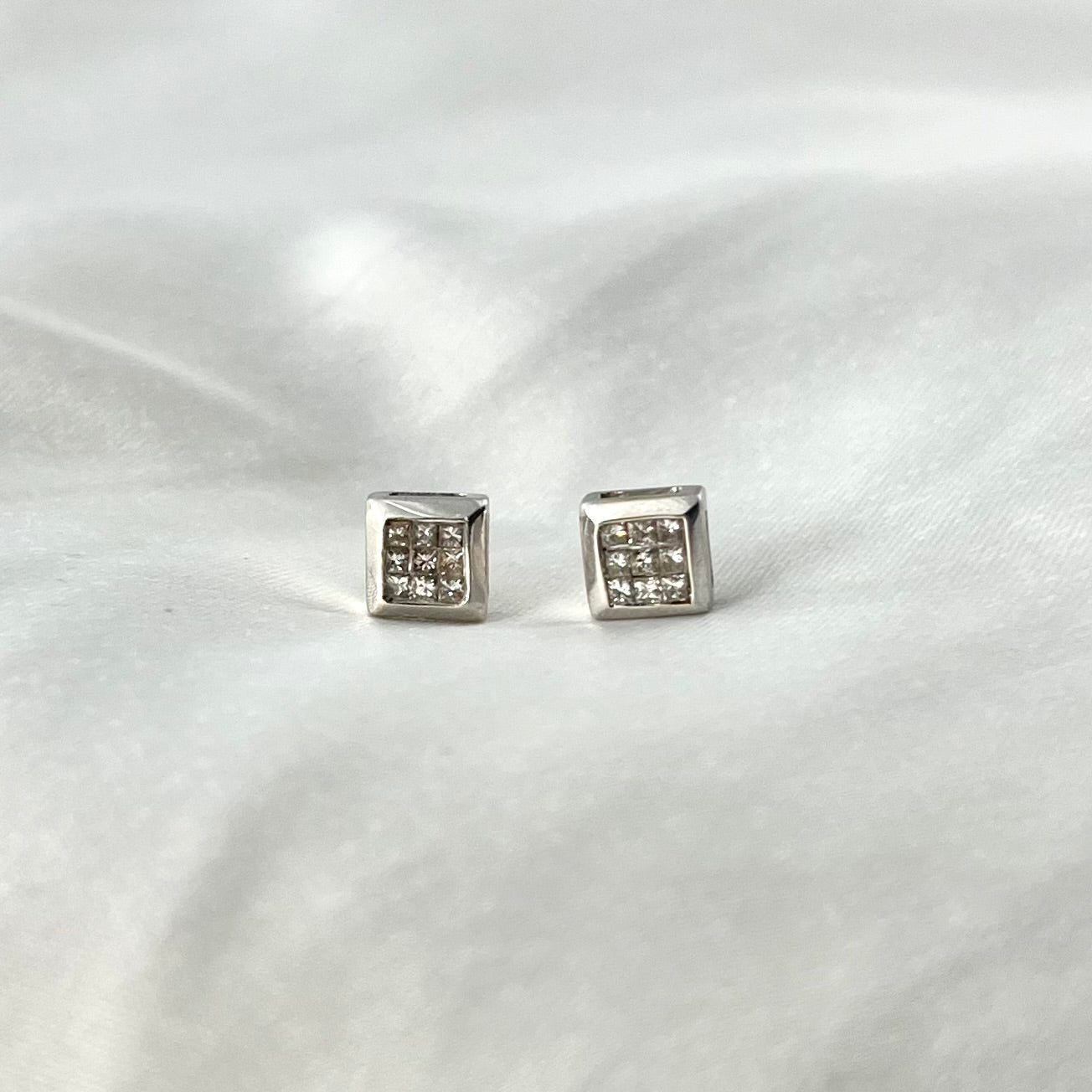 Square Stud Princess Cut Diamond ER147