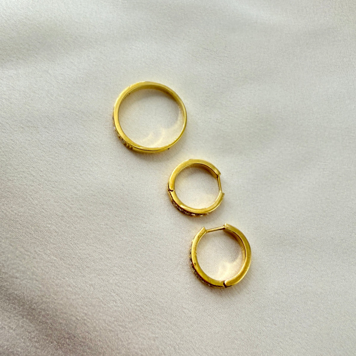 Yellow Gold Diamond Creolle Set ST080