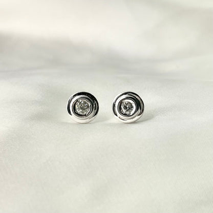 Round Diamond Stud ER088