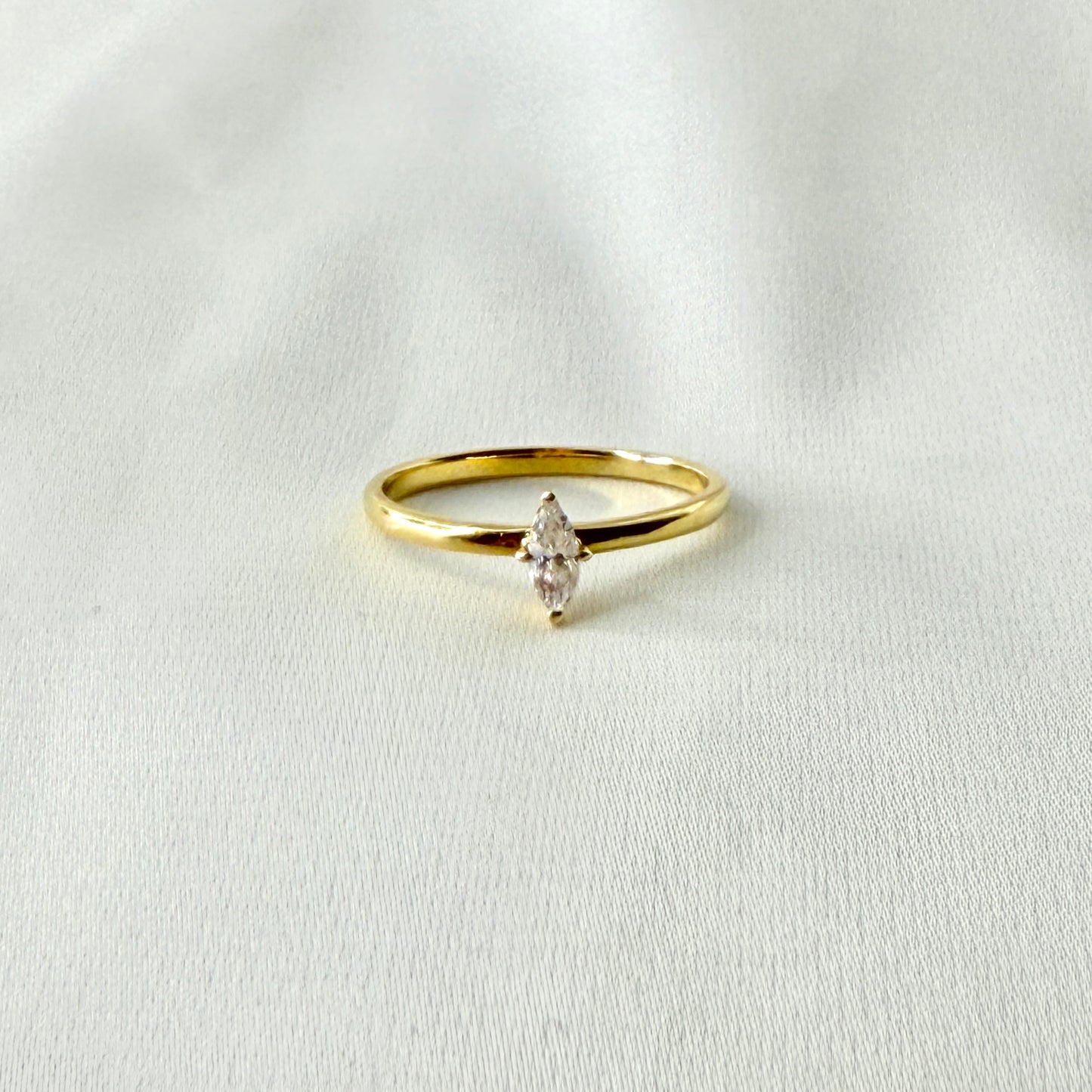Marquise Solo Diamond Ring RG038