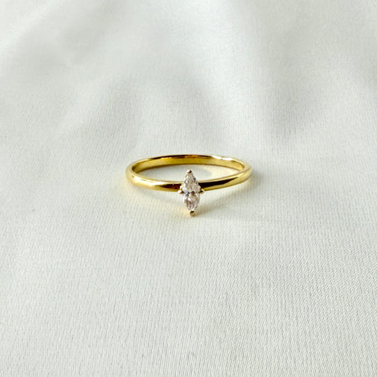 Marquise Solo Diamond Ring RG038