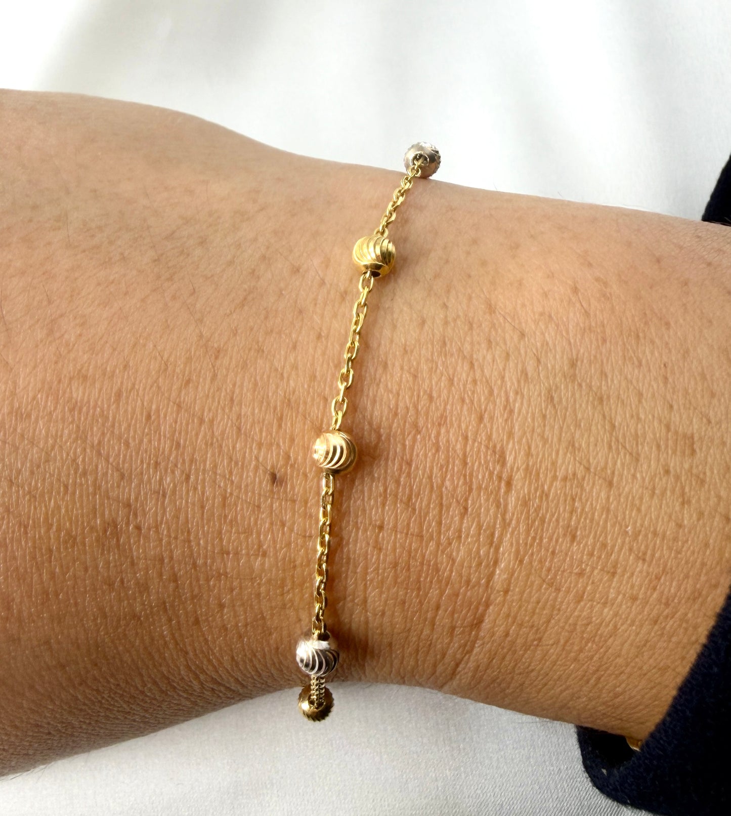 Tri Color Bead Bracelet BR124