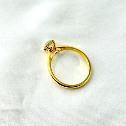 Solitaire Yellow Gold Ring RG042