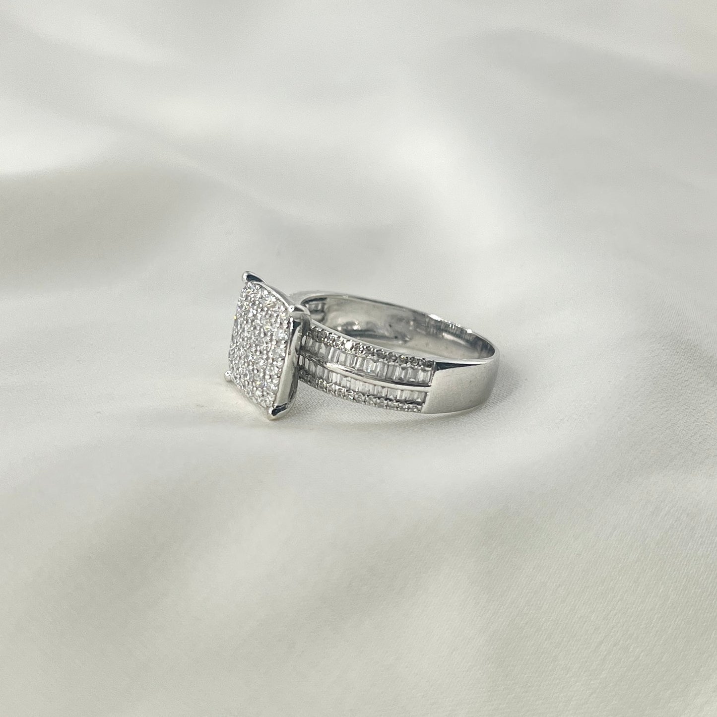 Square Illusion Diamond Ring RG021