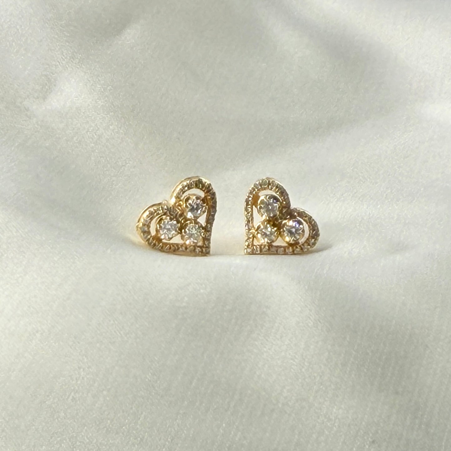 Heart Diamond Earrings DE031