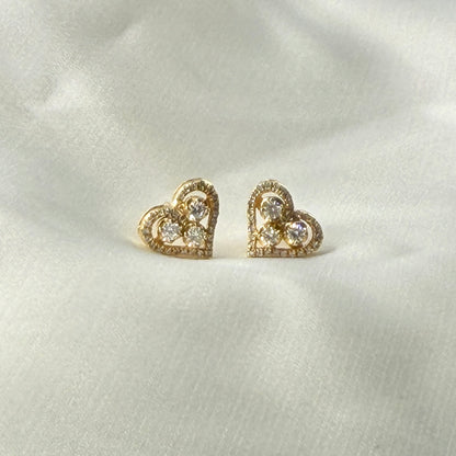 Heart Diamond Earrings DE031