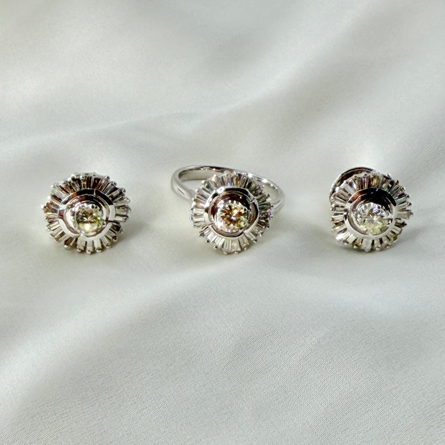 Halo Tapered Baguette Set ST075