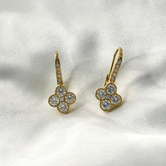 Clover Diamond Dangling DE007