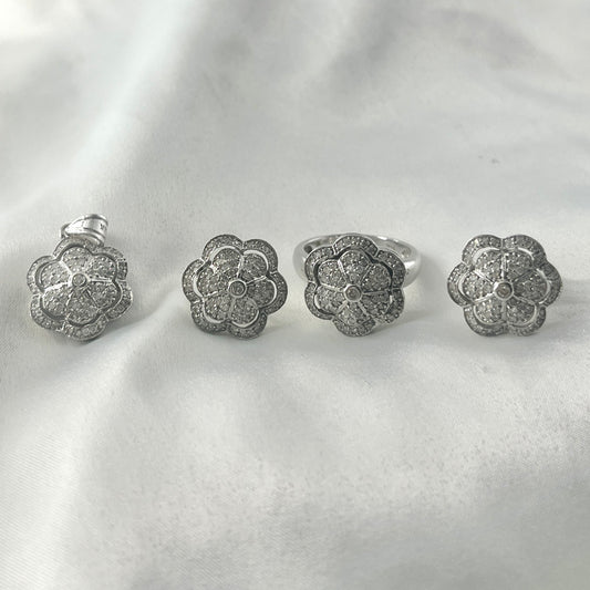 Floral Diamond Set ST069