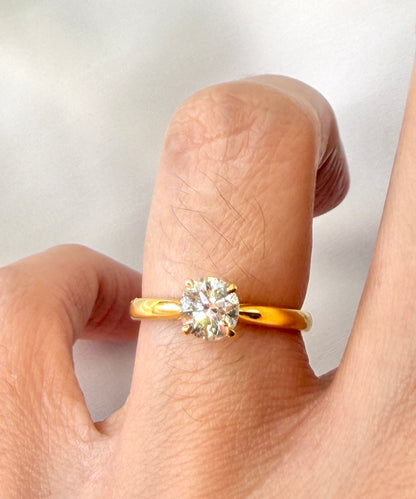 Solitaire Yellow Gold Ring RG042