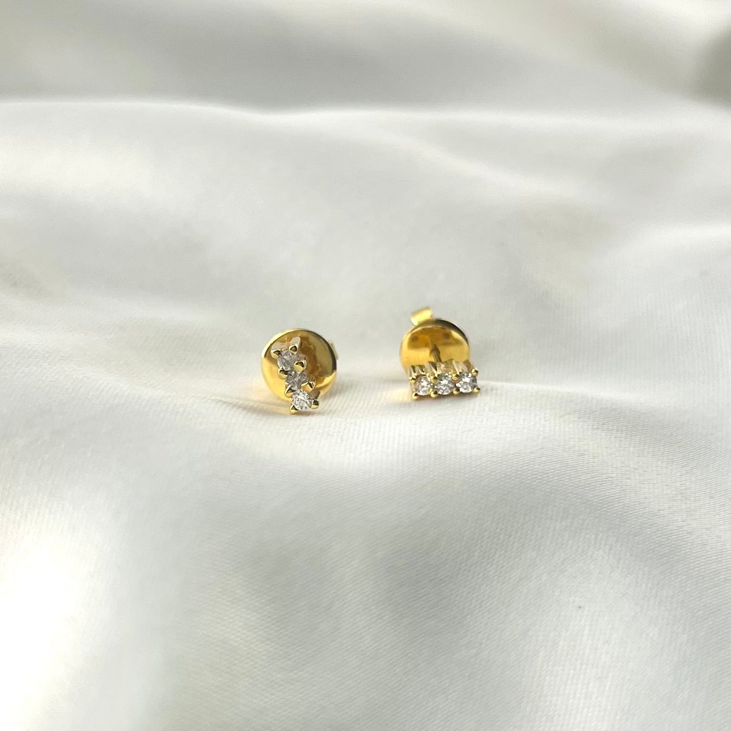 Bar Stud Earrings ER157